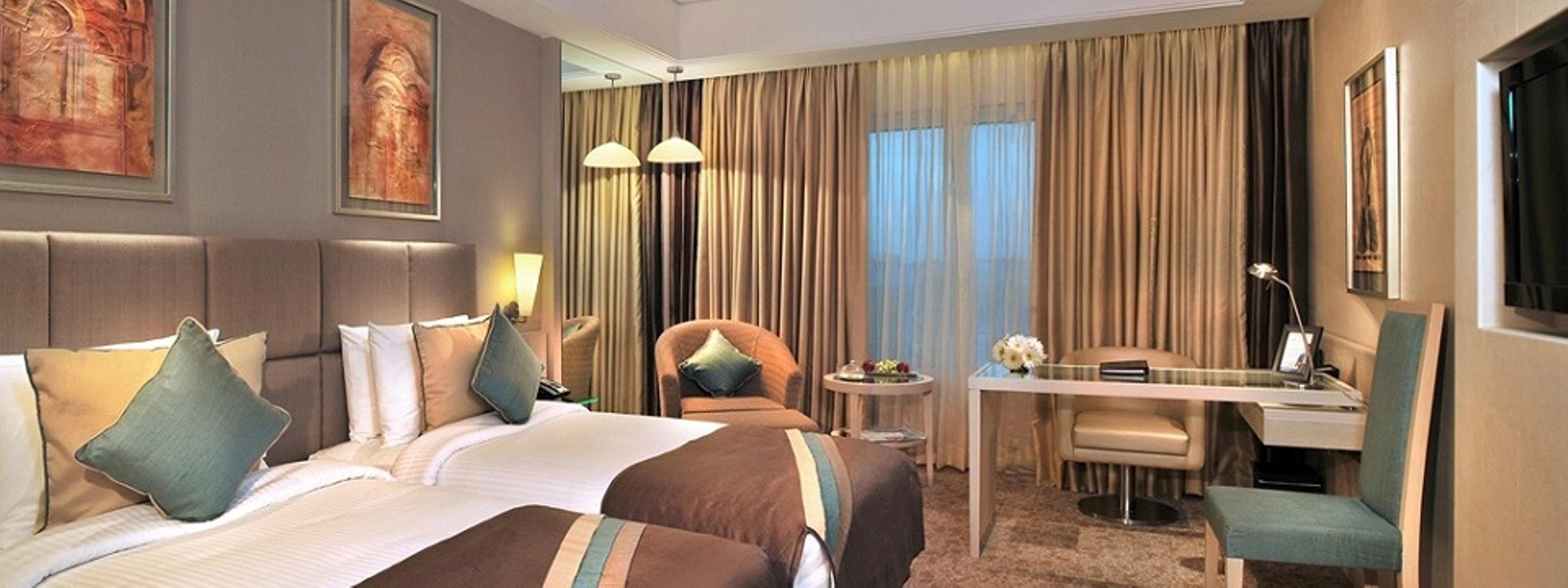 Radisson Hyderabad Hitec City Экстерьер фото Deluxe room